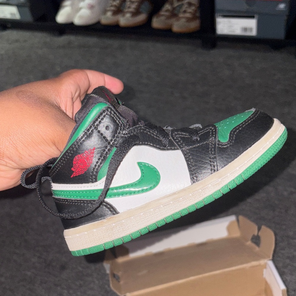 Kids Black, White & Green High-Top Jordans